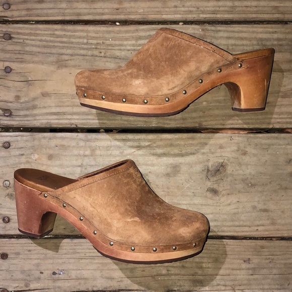 UGG Shoes - UGG clogs ⭐️